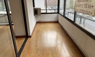 Oficina en Venta en El Bosque/San Sebastian