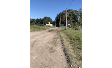 dos terrenos en 52 y 139 Necochea