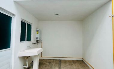 CASAS EN VENTA CON ROOF, FRACCIONAMIENTO CON VIGILANCIA ATRÁS DE PLAZA SAN DIEGO