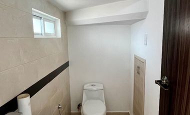 CASAS EN VENTA CON ROOF, FRACCIONAMIENTO CON VIGILANCIA ATRÁS DE PLAZA SAN DIEGO