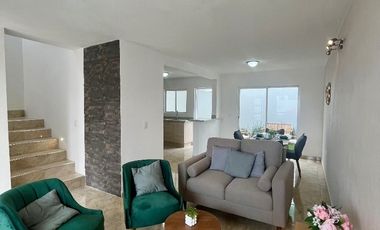 CASAS EN VENTA CON ROOF, FRACCIONAMIENTO CON VIGILANCIA ATRÁS DE PLAZA SAN DIEGO