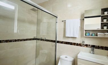 CASAS EN VENTA CON ROOF, FRACCIONAMIENTO CON VIGILANCIA ATRÁS DE PLAZA SAN DIEGO