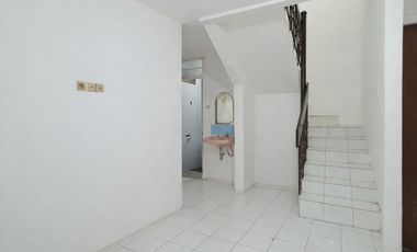 Rumah Sewa Rapi Siap Huni di Pelepah Hijau, Gading Pandawa, Kelapa Gading