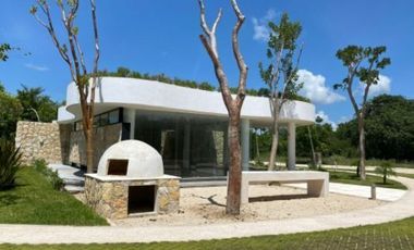 Lotes privada temozon casa