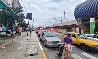 OCASION!! VENDO LOCAL COMERCIAL  EN CENTRO COMERCIAL POLVOS DE HIGUERETA - SURCO

✅ Ubicación:  Av. Aviación 5024 - Centro Comercial Polvos de Higue
