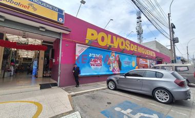 OCASION!! VENDO LOCAL COMERCIAL  EN CENTRO COMERCIAL POLVOS DE HIGUERETA - SURCO

✅ Ubicación:  Av. Aviación 5024 - Centro Comercial Polvos de Higue