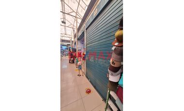OCASION!! VENDO LOCAL COMERCIAL  EN CENTRO COMERCIAL POLVOS DE HIGUERETA - SURCO

✅ Ubicación:  Av. Aviación 5024 - Centro Comercial Polvos de Higue