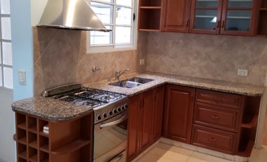 Departamento Tipo Casa en venta en Lanus Oeste