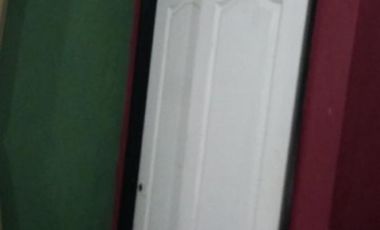 CASA CON 3 DORMITORIOS A UNA CUADRA DE PTE PERON