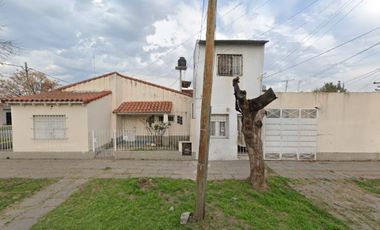 VENTA DE CASA  Y DTO EN LOMAS DE ZAMORA