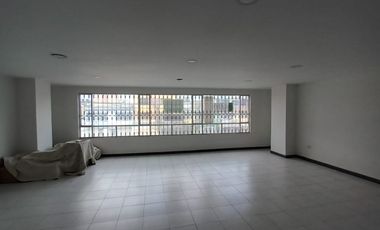 oficina en arriendo en santa isabel. Cod A118985