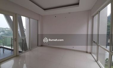Rumah Minimalis Dengan View Gunung di Cluster River View