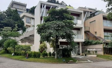 Rumah Minimalis Dengan View Gunung di Cluster River View