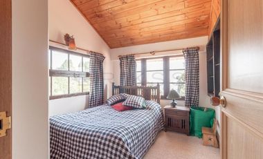 casa en arriendo/venta en la calera. Cod V6390