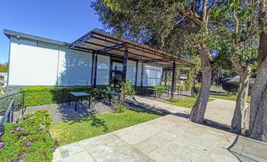 Casa 3 dormitorios con pileta en Puerto Paraíso