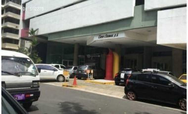 VENDO O ALQUILO LOCAL 151 MTS EN OBARRIO $3000