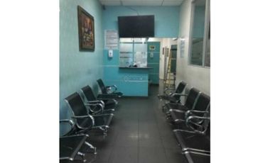 VENDO O ALQUILO LOCAL 151 MTS EN OBARRIO $3000