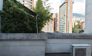 PR15377 Venta de oficina en el sector Milla de Oro