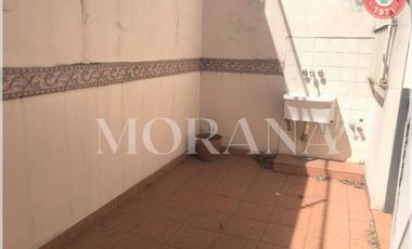 Casa  en Venta Caba / Buenos Aires (D038 1580)