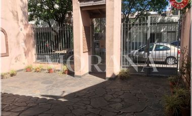 Casa  en Venta Caba / Buenos Aires (D038 1580)