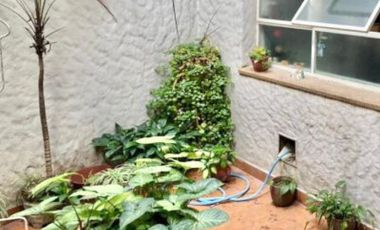 Casa  en Venta Caba / Buenos Aires (D038 1089)