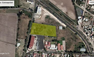 Terreno de Uso Comercial o Industrial por Adolf Horn