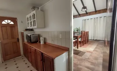 Arriendo Casa amoblada 10 Dormitorios Rancagua Con Estacionamiento