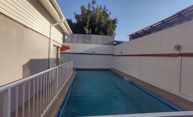 Arriendo Casa amoblada 10 Dormitorios Rancagua Con Estacionamiento