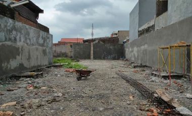 Tanah Jalan Raya Pandugo, Strategis, Hadap Utara