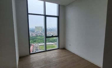 For Rent 3BR Pet Friendly Apartment at Verde Two