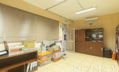 Local Comercial de 2,000 mt ubicado en la cuadra 24 de la Av. Venezuela