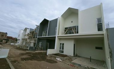 Promo murah 2 lantai pinggir jalan Cipageran cimahi
