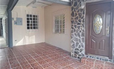 VENTA CASA CON ANEXO INDEPENDIENTE - LAS ACACIAS