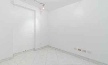oficina en arriendo en santa paula. Cod A5871