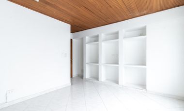 oficina en arriendo en santa paula. Cod A5871