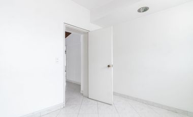 oficina en arriendo en santa paula. Cod A5871