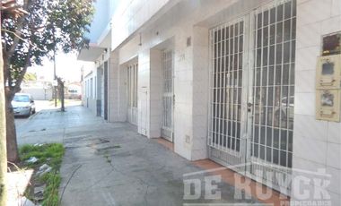 Casa en venta en Quilmes Este