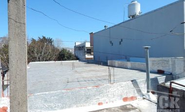 Casa en venta en Quilmes Este