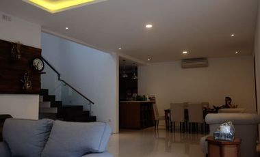 Di Jual Rumah Cantik Minimalis Jl. Cipete Raya, Jakarta Selatan