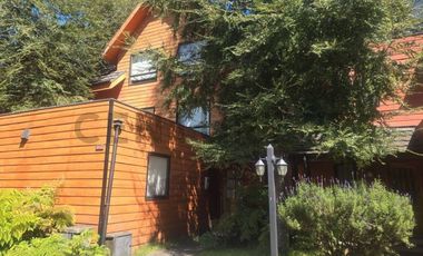 TOWNHOUSE 5D 4B en CONDOMINIO PRIVADO SECTOR ORIENTE PUCON