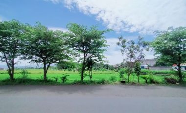 Konsep Etnik Jawa, Ruko Strategis Utara Candi Prambanan