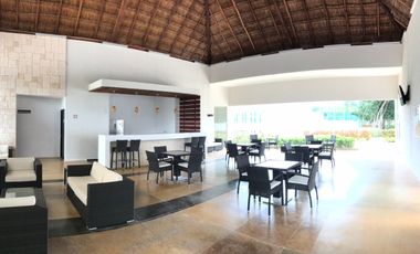 Venta o Renta de Casa en Condominio en Venta en Playa del Carmen