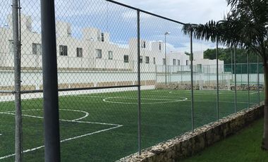 Venta o Renta de Casa en Condominio en Venta en Playa del Carmen