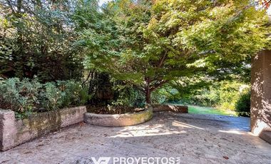 Casa en arriendo de 5 dorm. en Las Condes