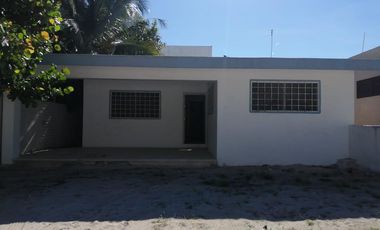 Bella casa a solo 50 metros de la Hermosa Costa Yucateca.