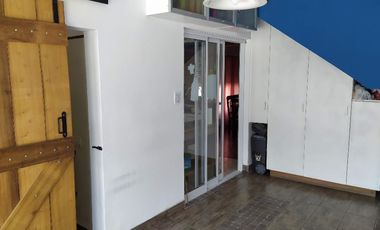 Casa PH en venta en Bernal Centro