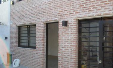 Triplex en Venta en Quilmes Oeste