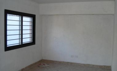 Triplex en Venta en Quilmes Oeste