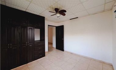 ALQUILO CASA DE 3HAB A PASOS DEL FEDERAL MALL