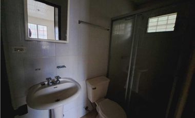 ALQUILO CASA DE 3HAB A PASOS DEL FEDERAL MALL